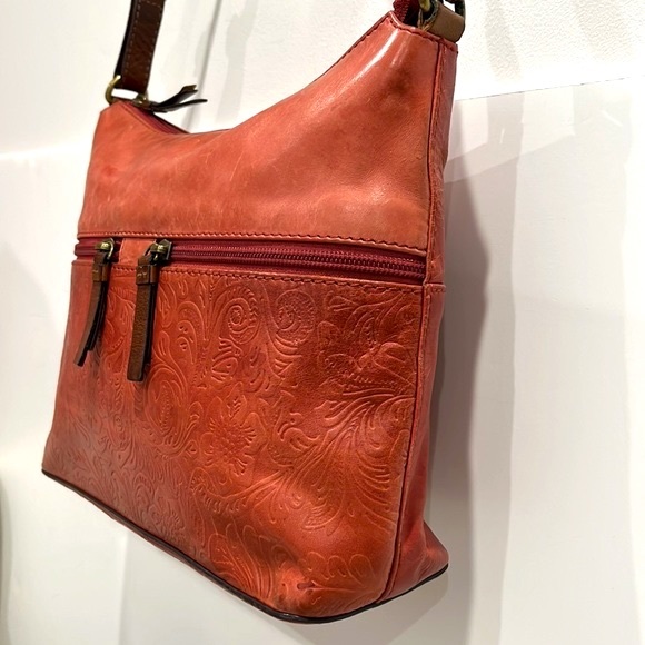 COLORADO USA. Genuine Leather, Shoulder Bag in Terracotta Colour - Picture 6 of 7
